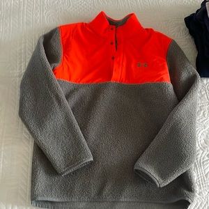 Under Armour pullover. Like new